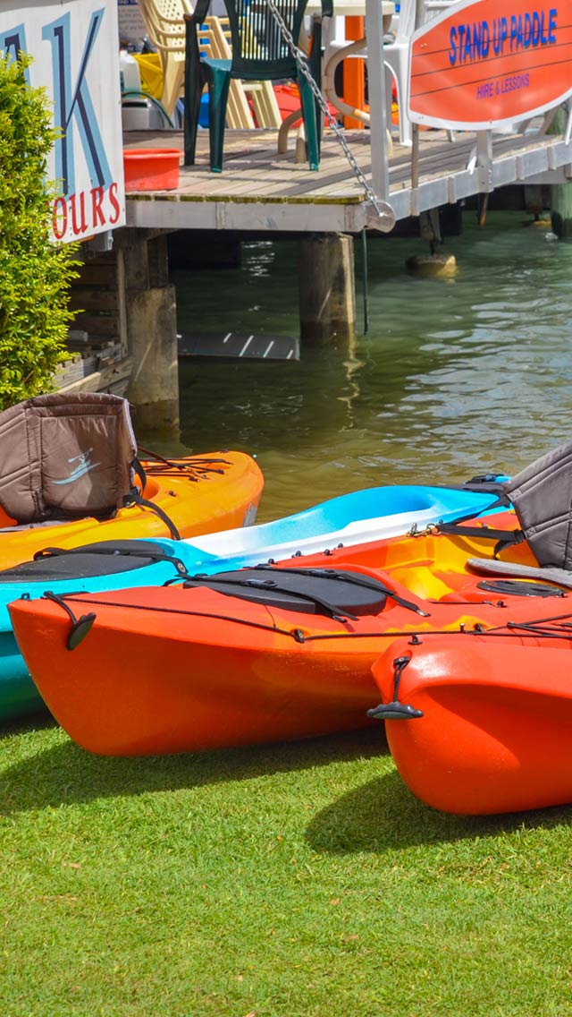 Day on the Water in Noosa, Boats, Fishing and Relaxing